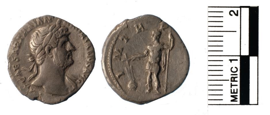 Photographs of the back and front of a silver Roman coin from the Portable Antiquity Scheme database