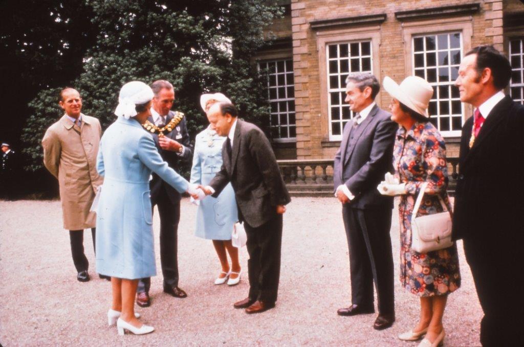 The Queen meets guests outside of Cannon Hall 
